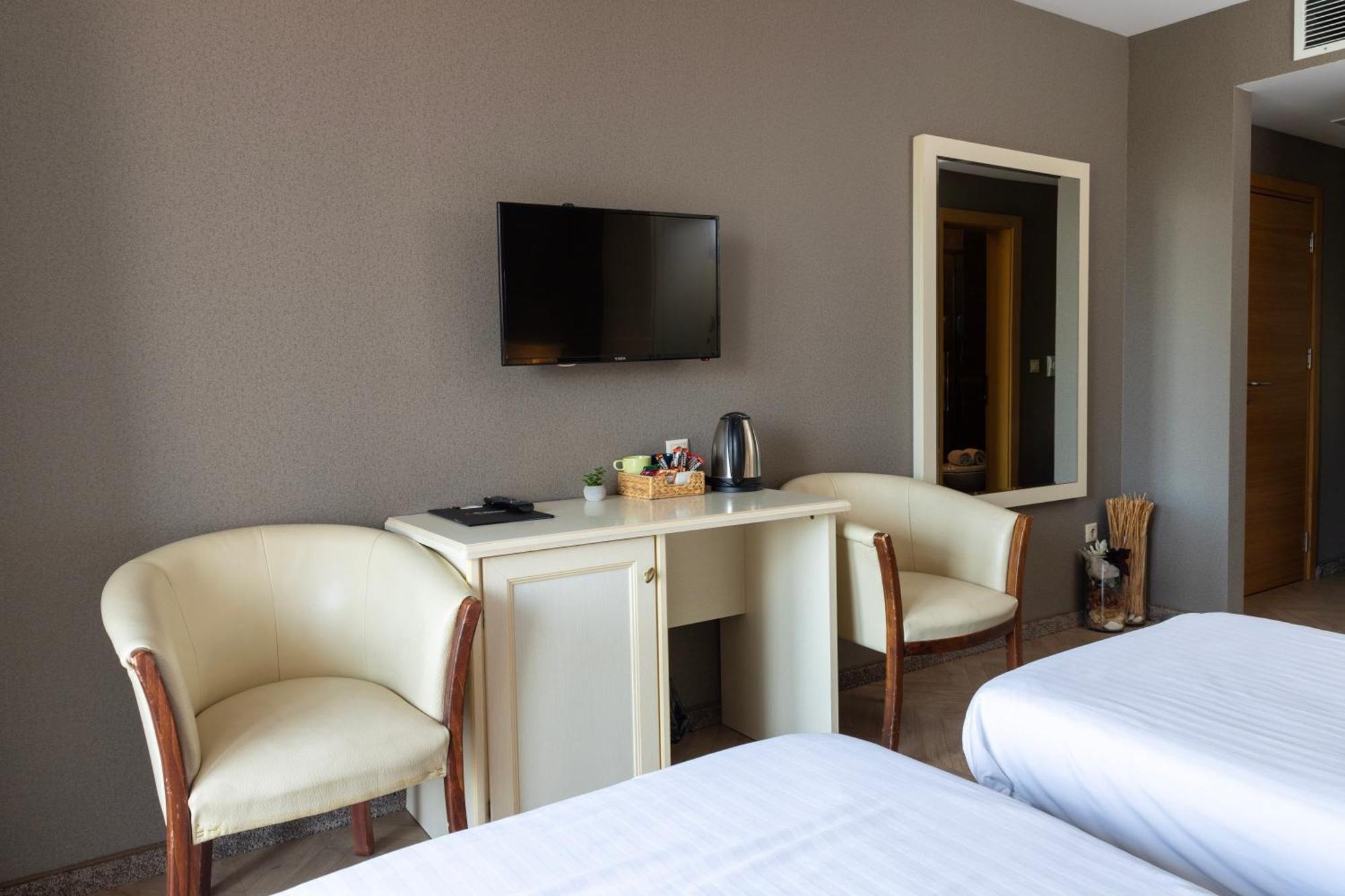 St. George Hotel Sofia Ngoại thất bức ảnh